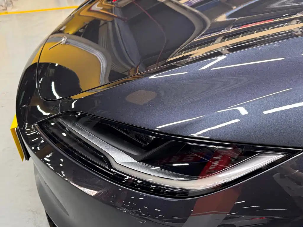 Tesla Model 3 — миниатюра 25