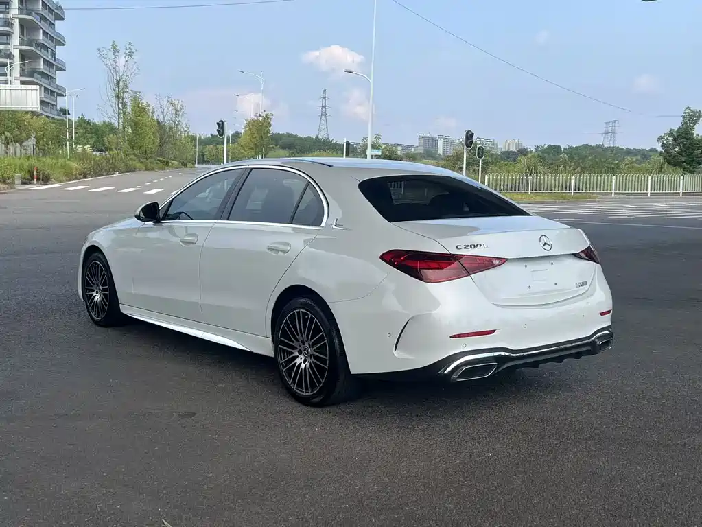 Mercedes-Benz C-Class — миниатюра 8