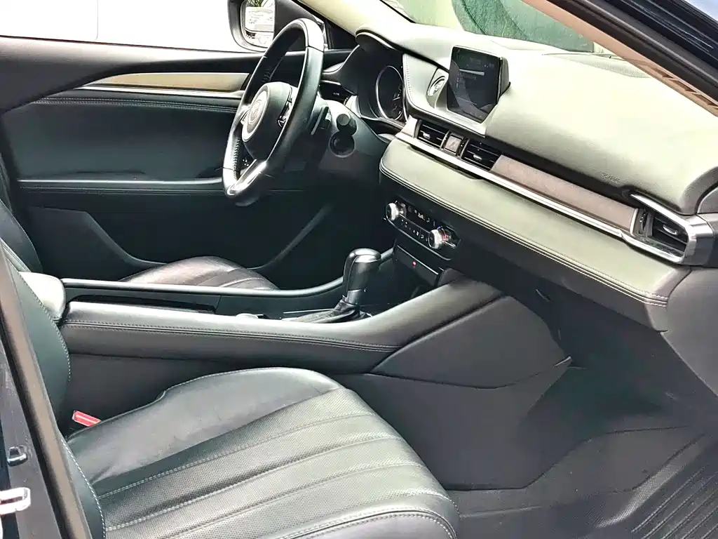 Mazda Atenza — миниатюра 5