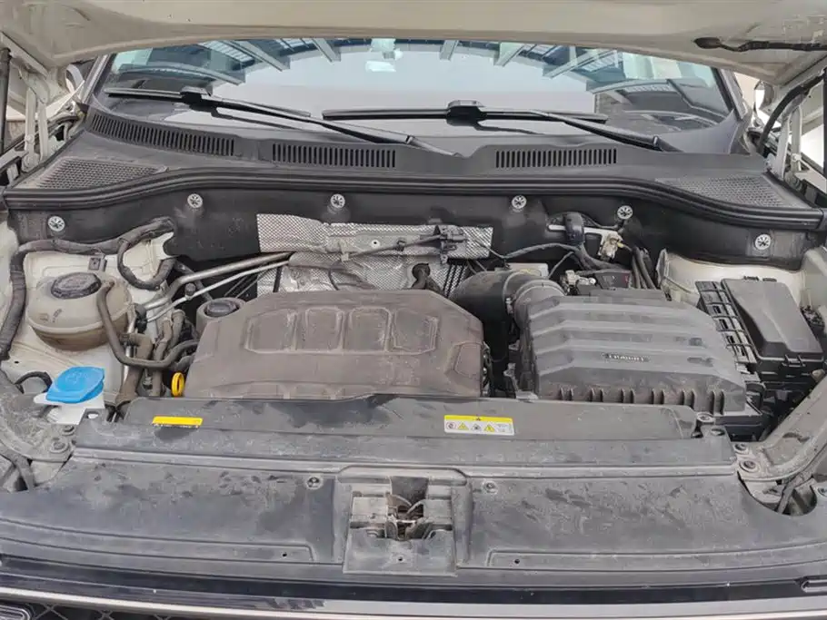 Volkswagen Tavendor 2023 380TSI R-Line