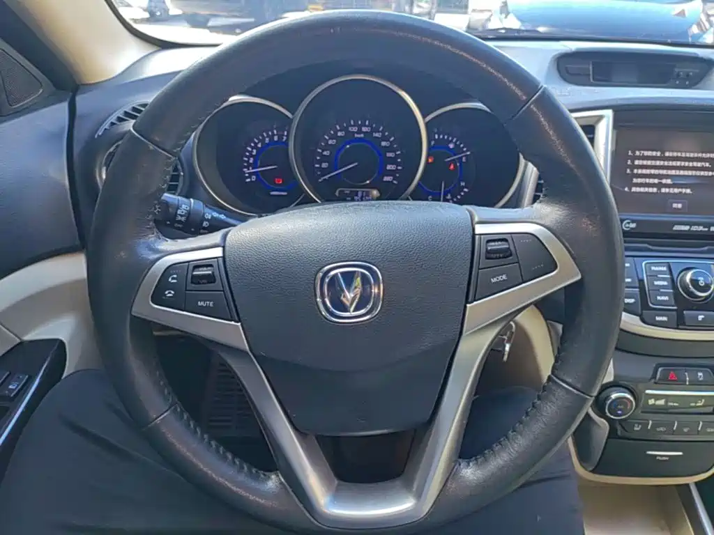 Changan Eado — миниатюра 11