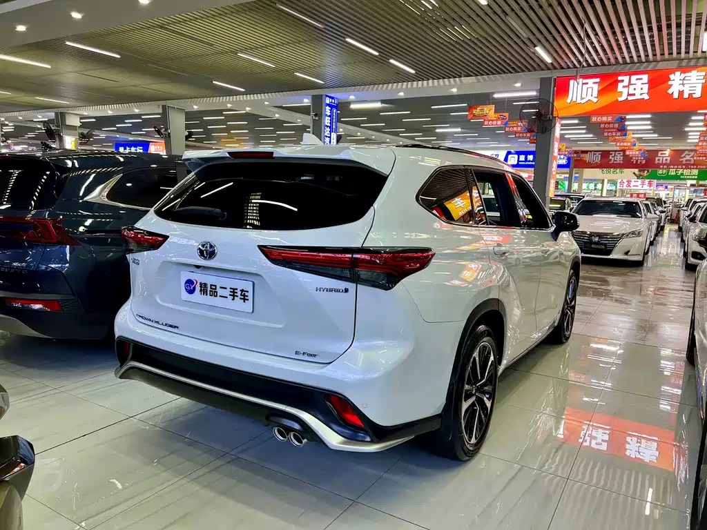 Toyota Crown Kluger — миниатюра 22