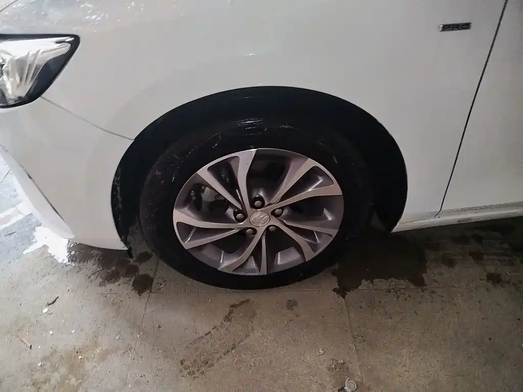 Buick Verano — миниатюра 25