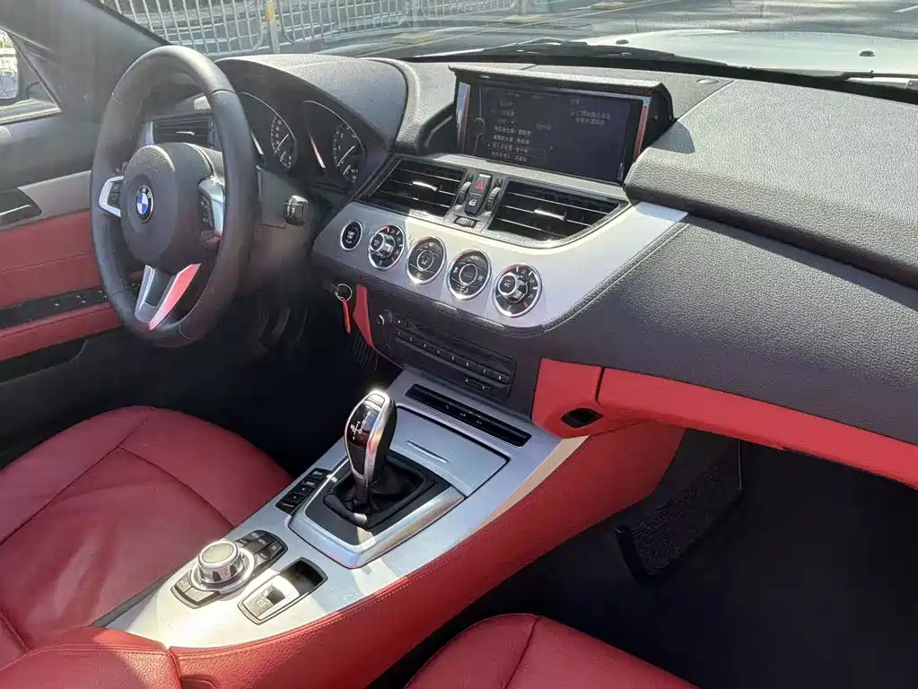 BMW Z4 — миниатюра 7