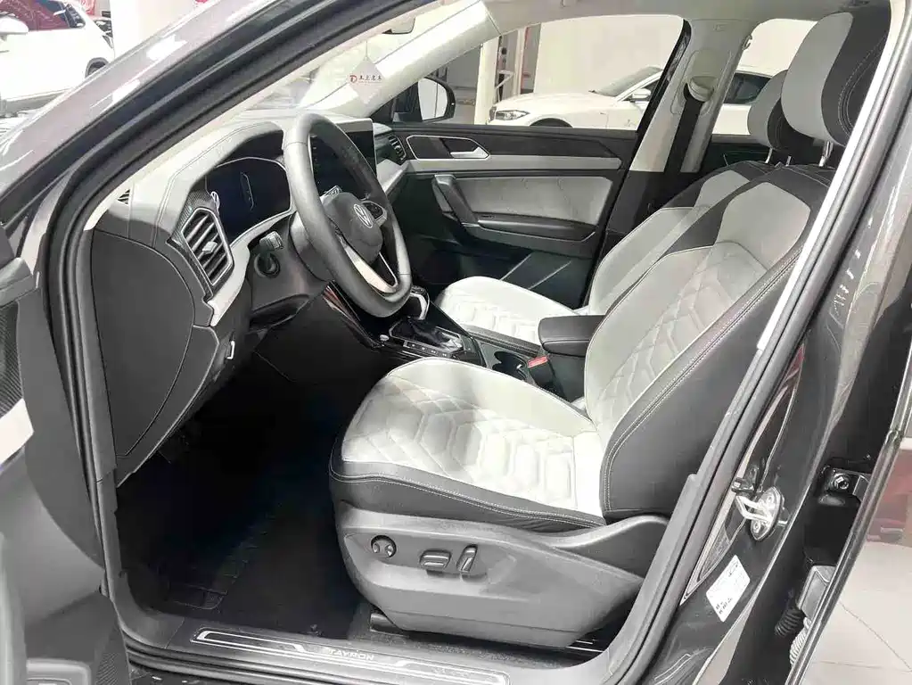 Volkswagen Tayron 2023 280TSI Luxury Plus