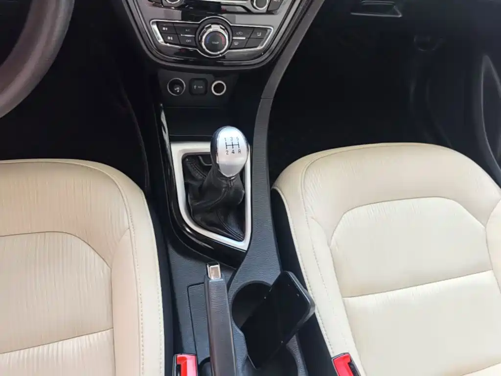 Changan V7 — миниатюра 14
