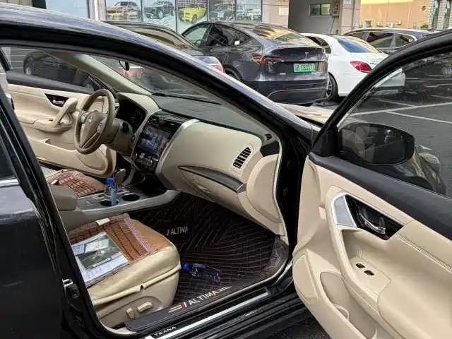 Nissan Teana — миниатюра 8