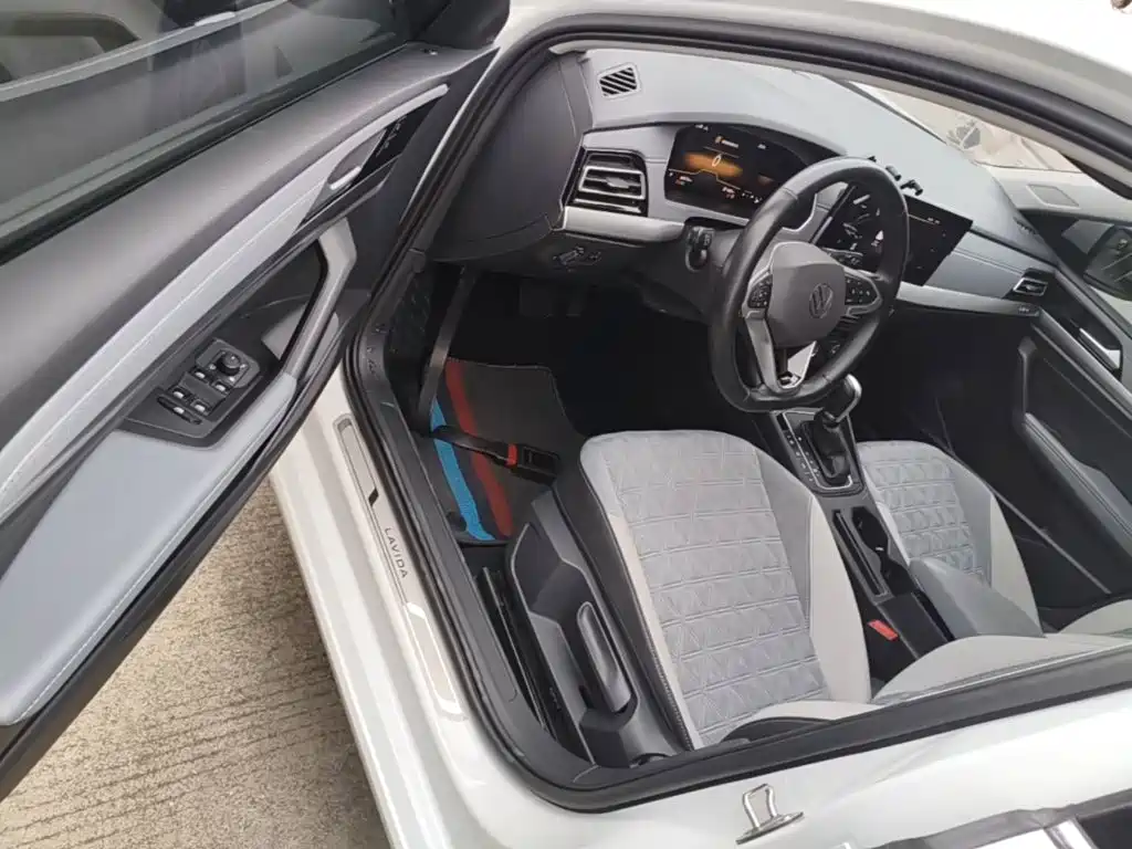 Volkswagen Lavida — миниатюра 16