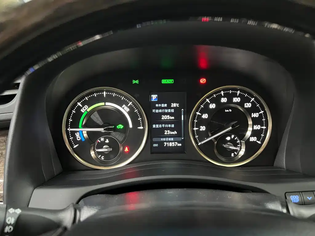 Toyota Vellfire — миниатюра 24