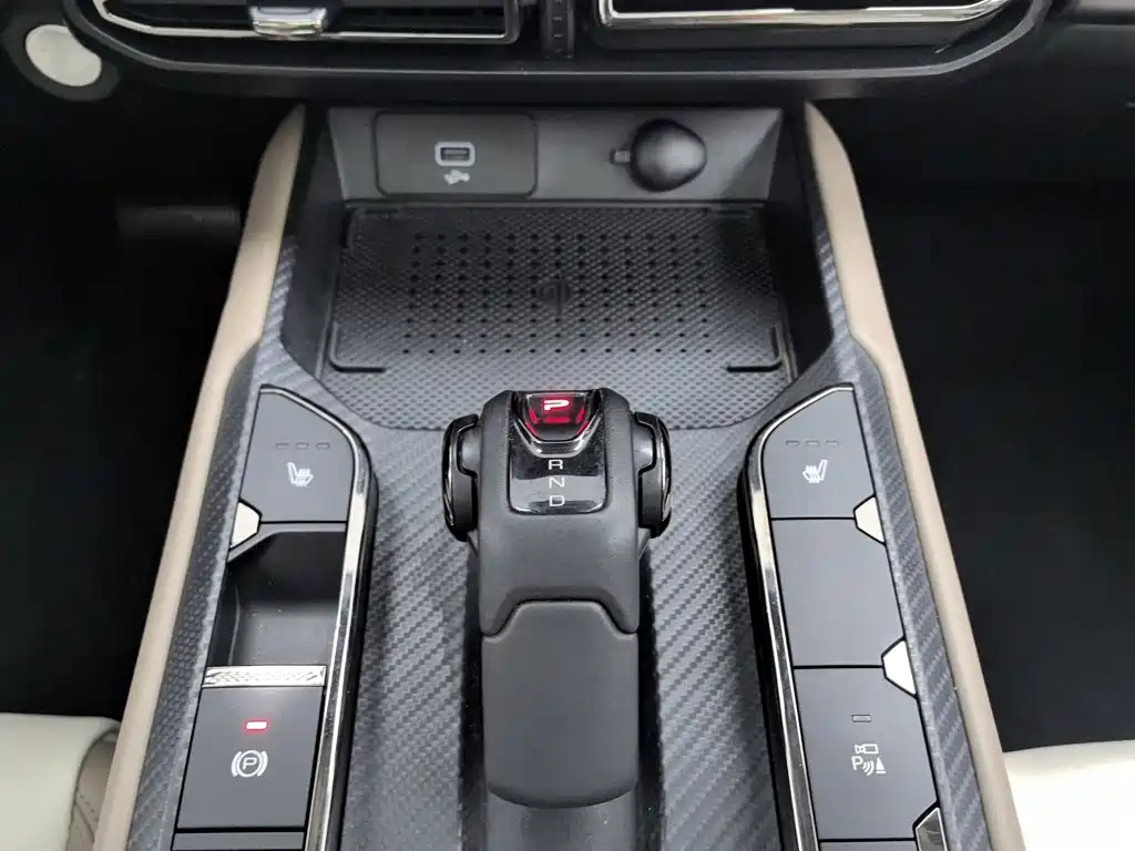 Haval Big Dog PLUS New Energy — миниатюра 13