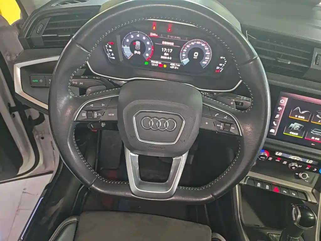 Audi Q3 — миниатюра 11