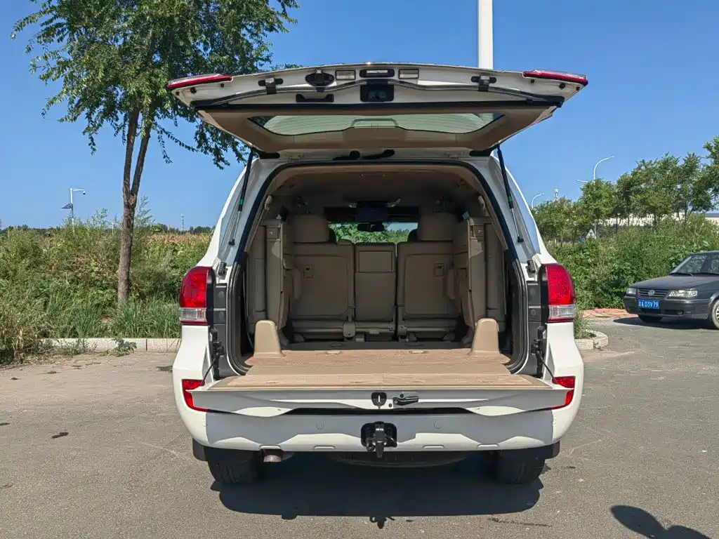 Toyota Land Cruiser — миниатюра 27