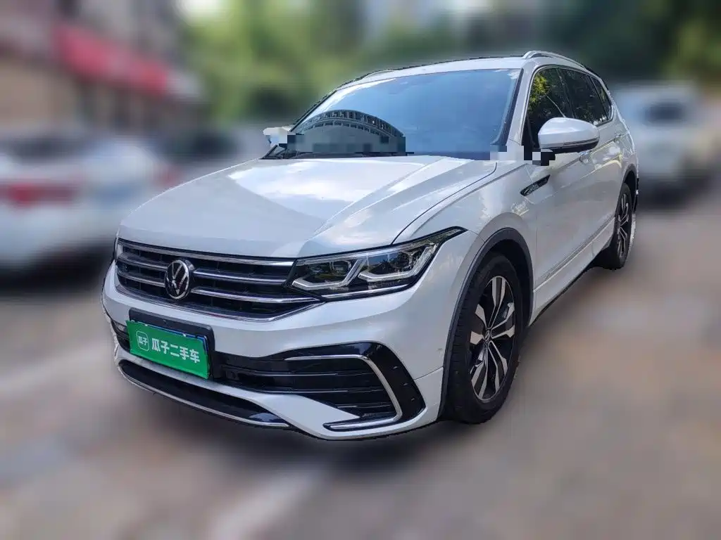 Volkswagen Tiguan L — миниатюра 2