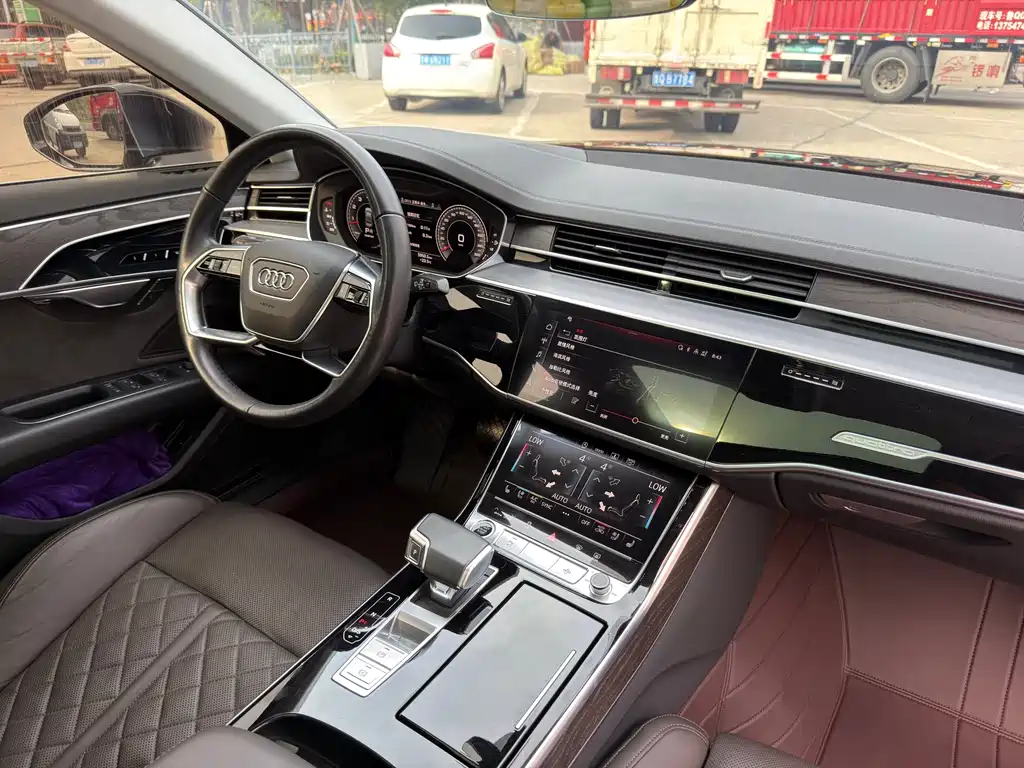Audi A8 — миниатюра 12