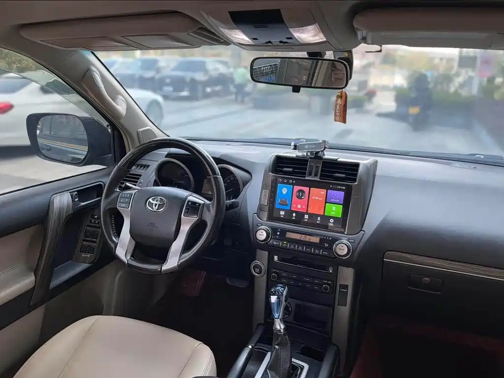 Toyota Prado (Import) — миниатюра 12