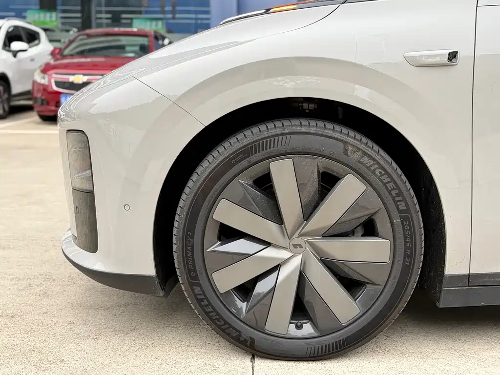 Li Auto Li i8 — миниатюра 4