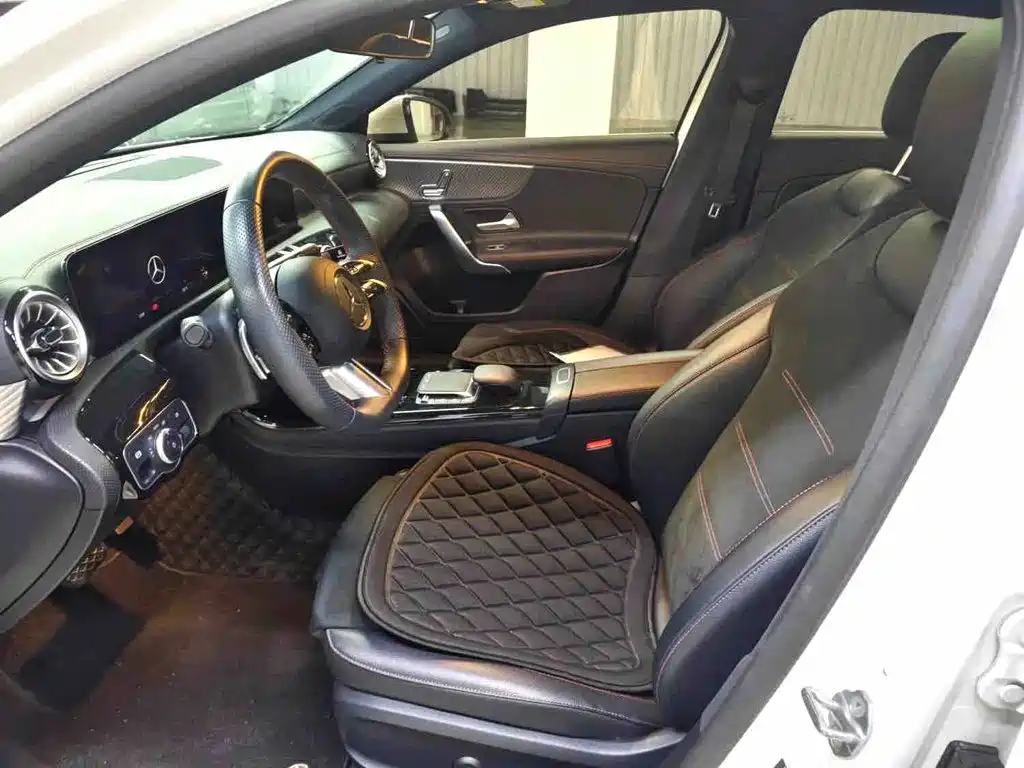 Mercedes-Benz A-Class — миниатюра 9