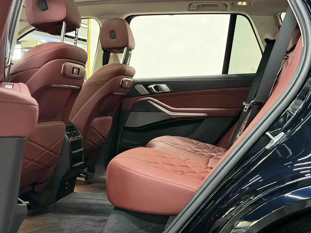 BMW X5 — миниатюра 7