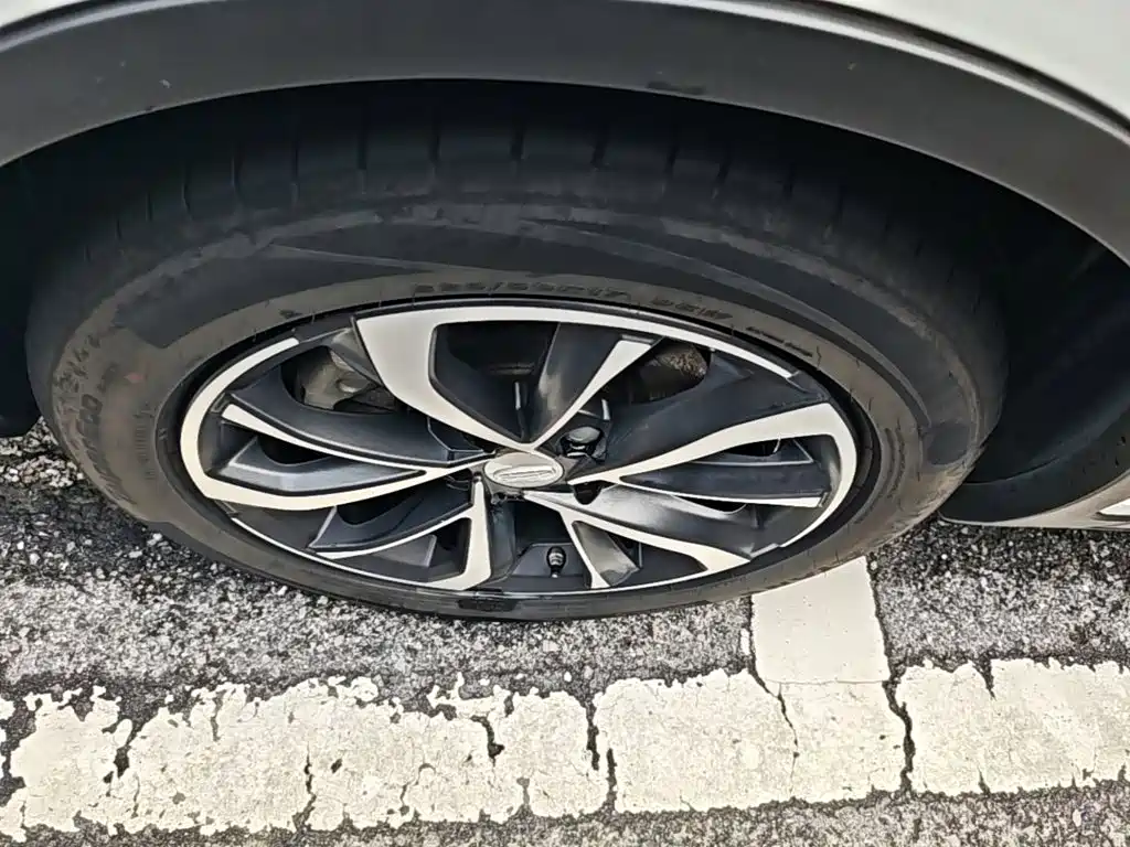 Geely Emgrand GS — миниатюра 23