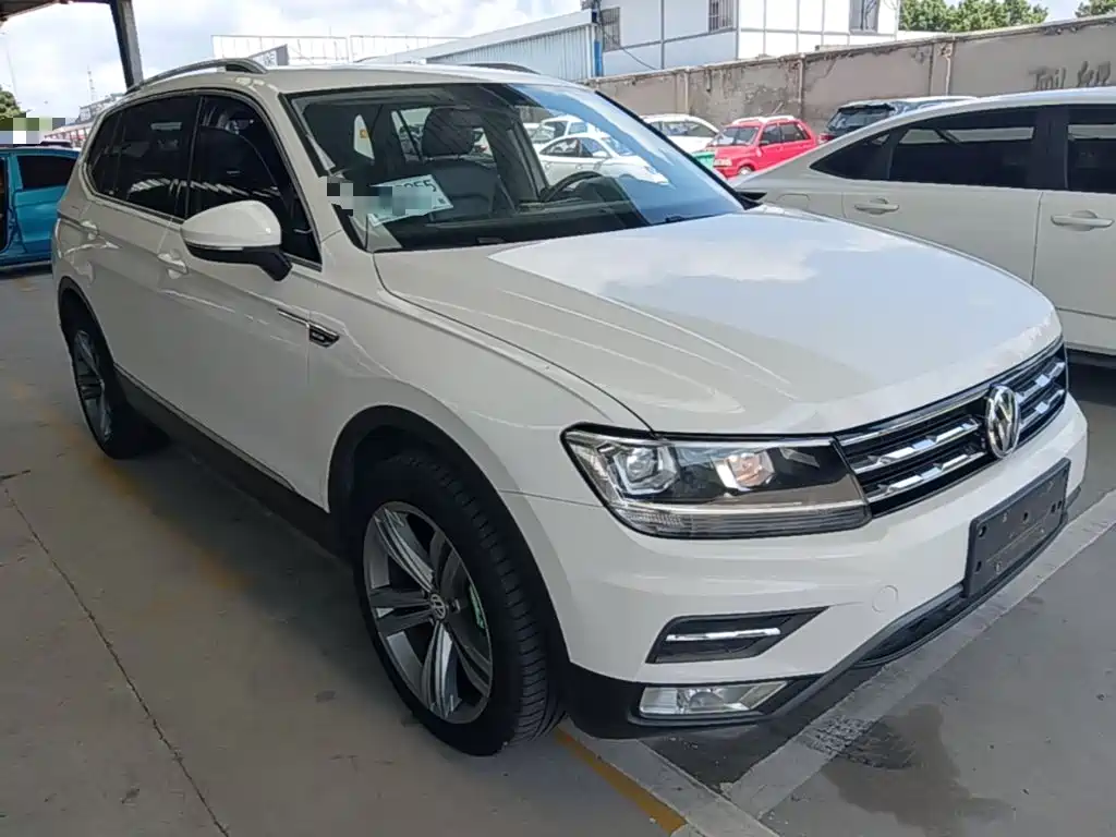 Volkswagen Tiguan L — миниатюра 4