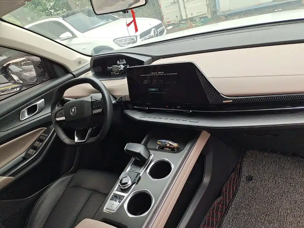Changan CS55PLUS — миниатюра 10