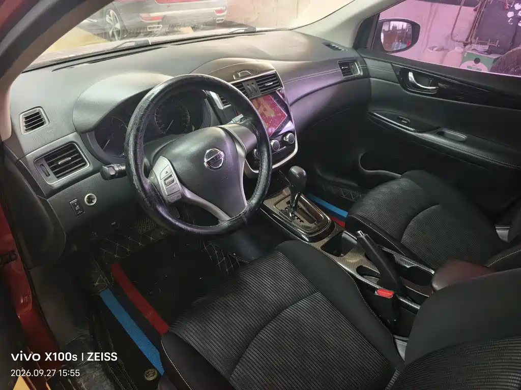 Nissan Tiida — миниатюра 2
