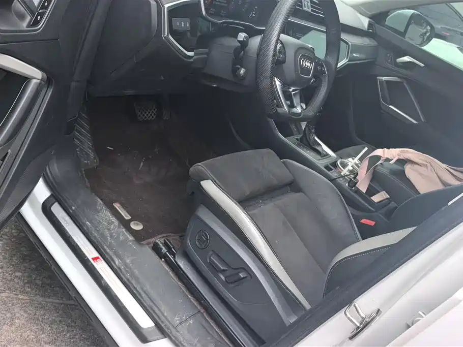 Audi Q3 2022 35 TFSI Fashion
