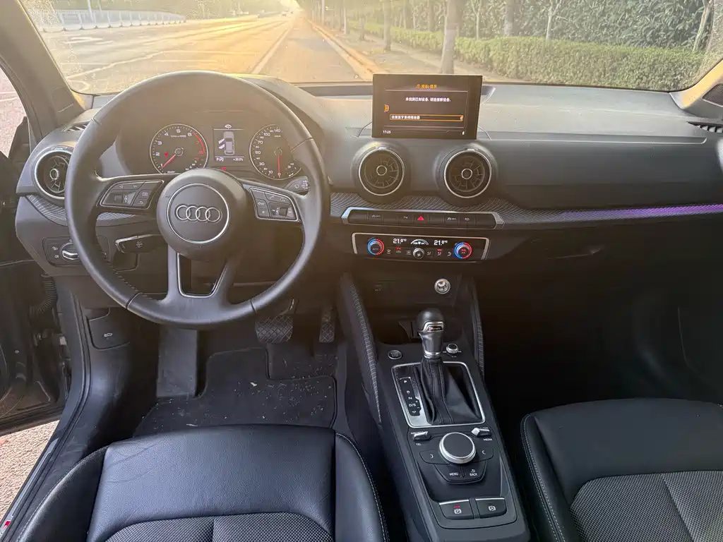 Audi Q2L — миниатюра 5