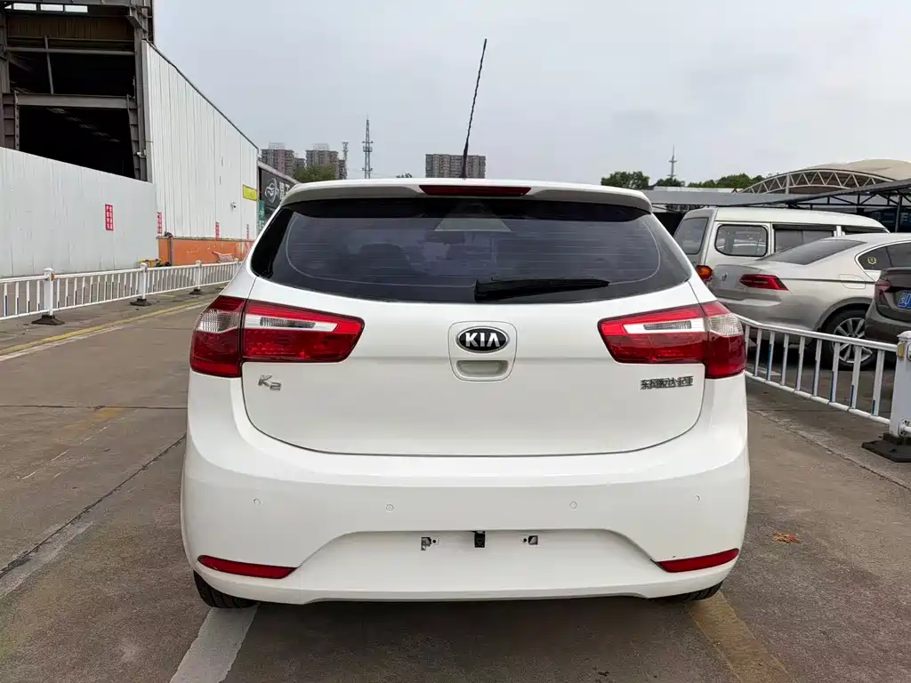 Kia K2 — миниатюра 9