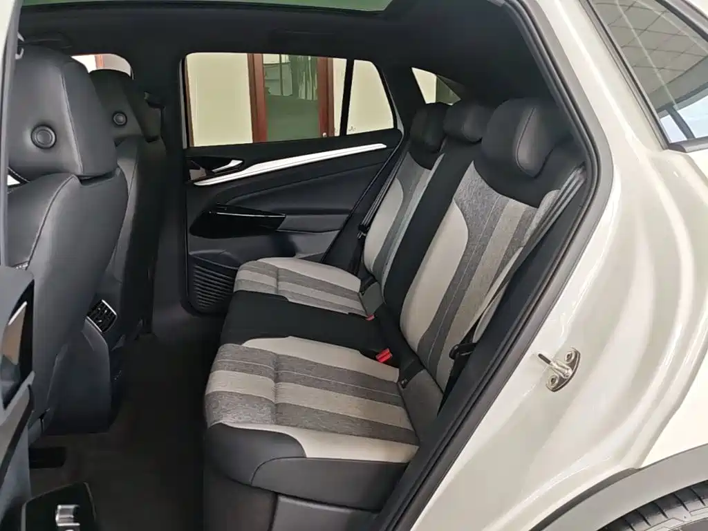 Volkswagen ID.4 Crozz — миниатюра 17