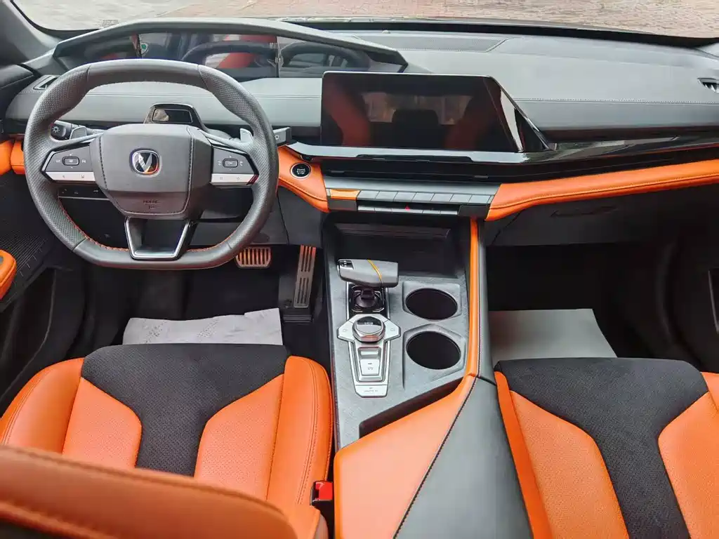 Changan UNI-V — миниатюра 6