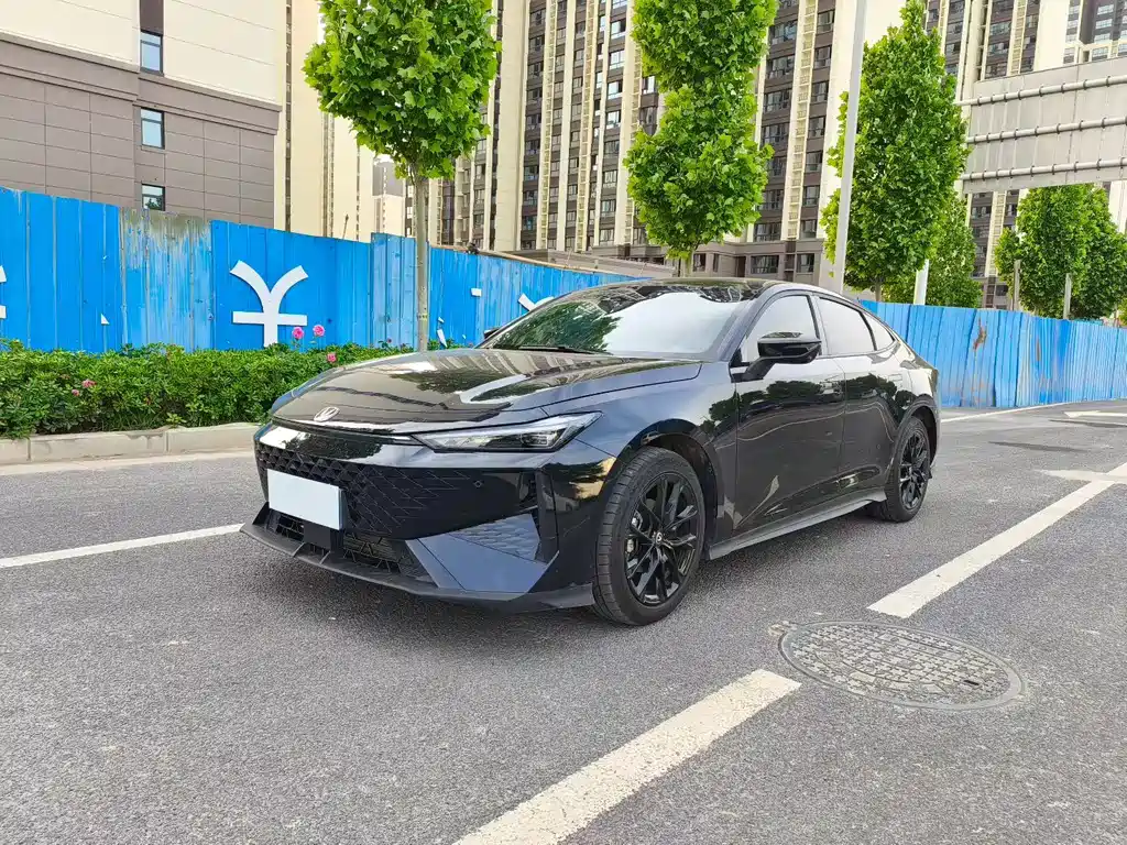 Changan UNI-V 2025