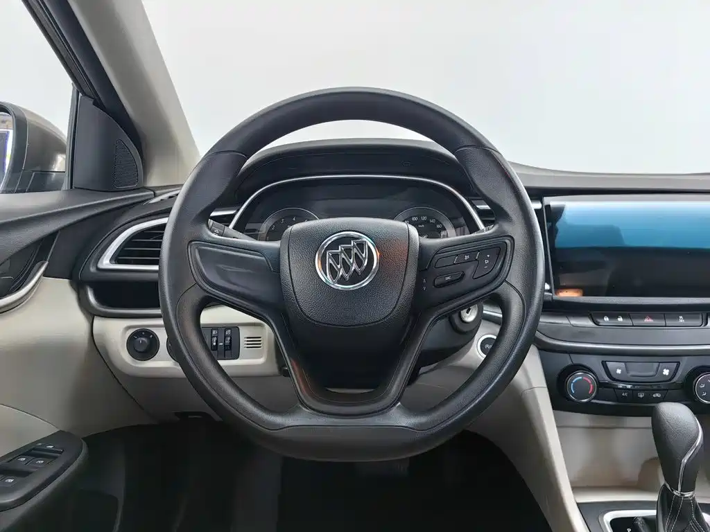 Buick Excelle — миниатюра 11