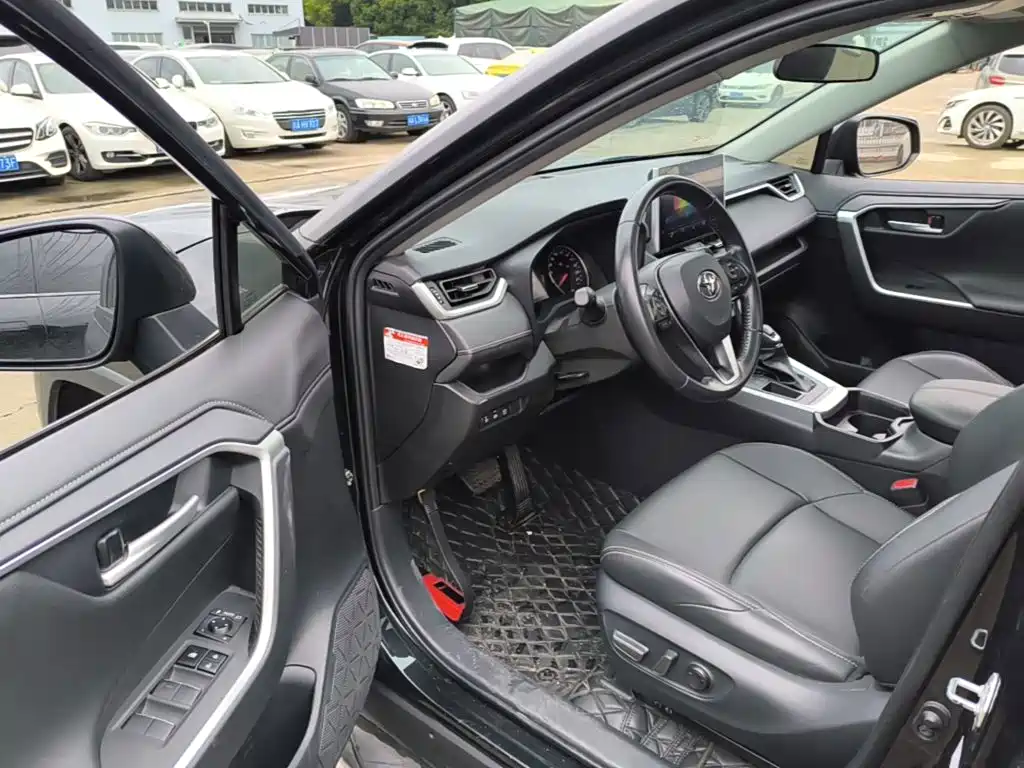 Toyota Wildlander — миниатюра 16
