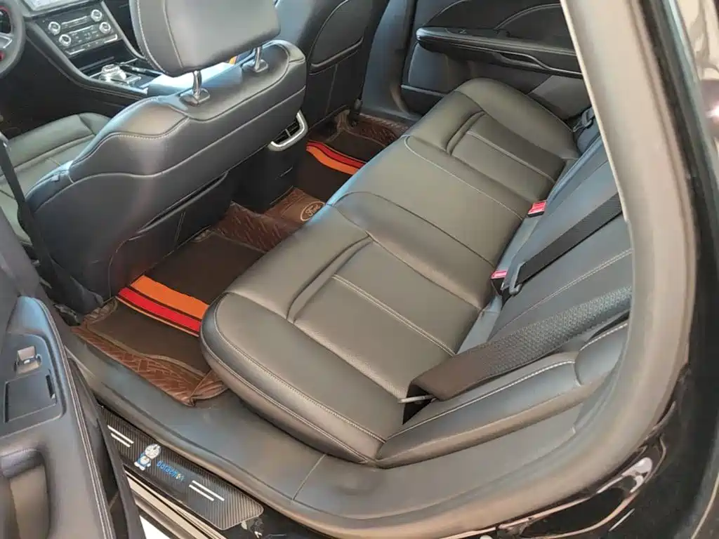 Ford Taurus — миниатюра 17