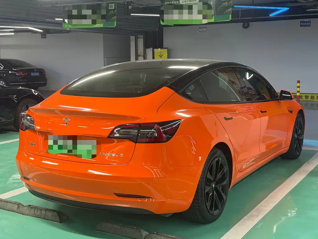 Tesla Model 3 — миниатюра 6