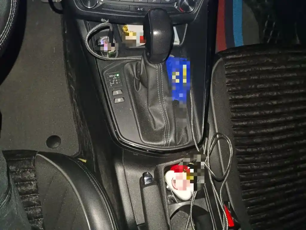 Peugeot 308 — миниатюра 15