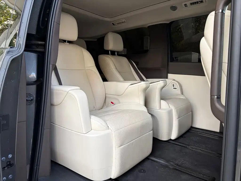Li Auto Li MEGA — миниатюра 8