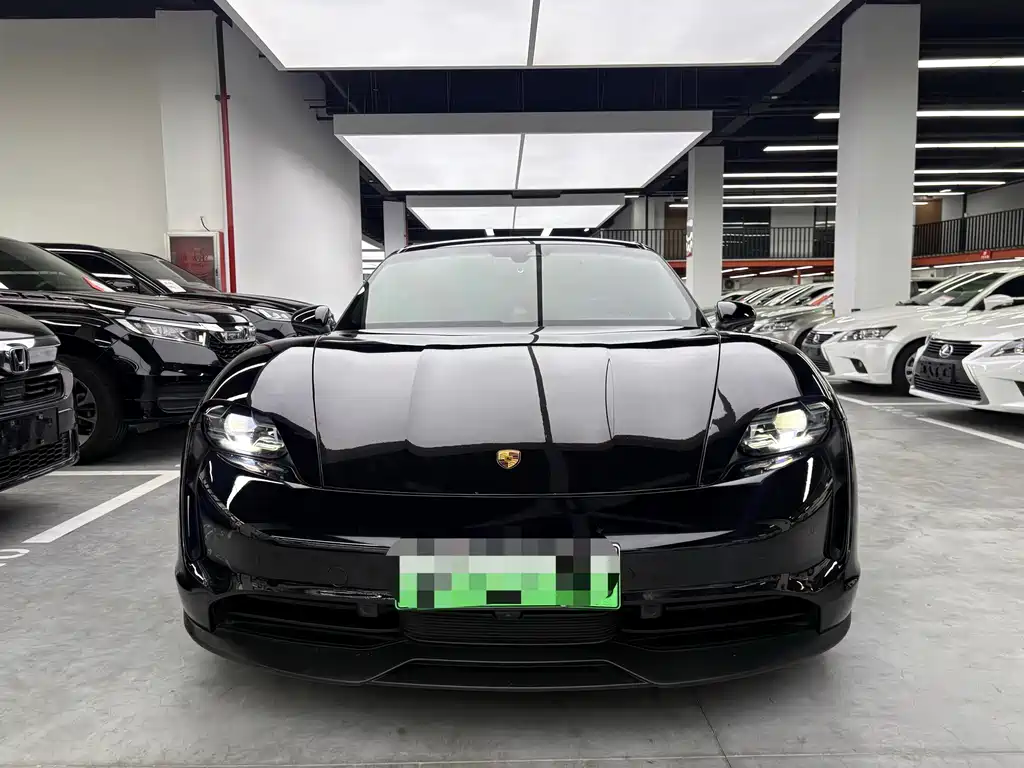 Porsche Taycan — миниатюра 2
