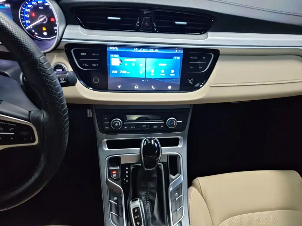 Geely Emgrand — миниатюра 13