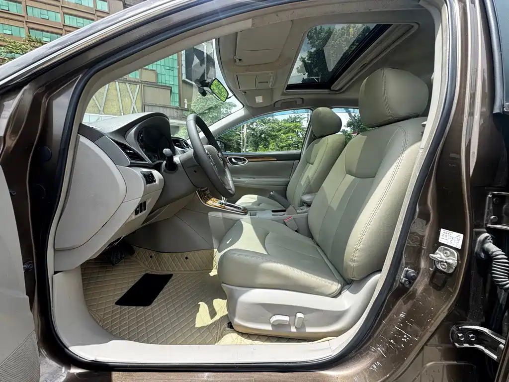 Nissan Sylphy 2012 1.6XL CVT Luxury
