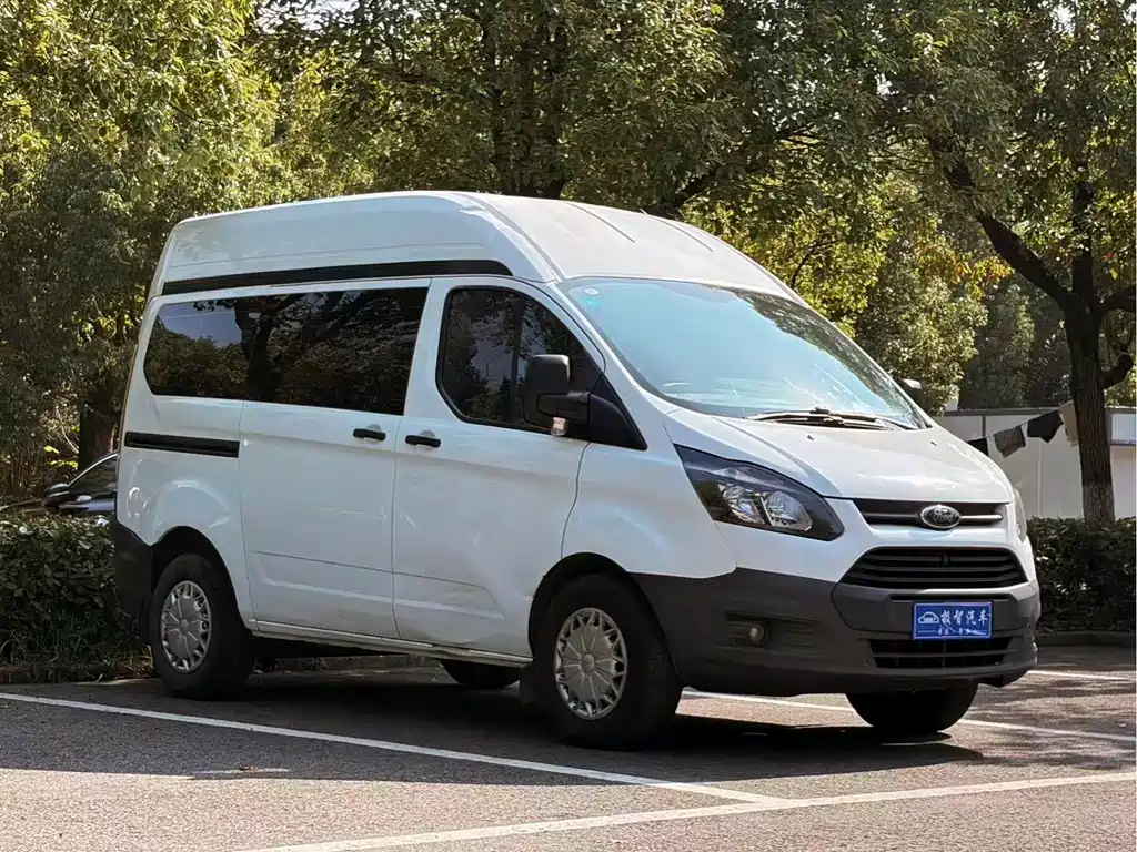 Ford Transit — миниатюра 3