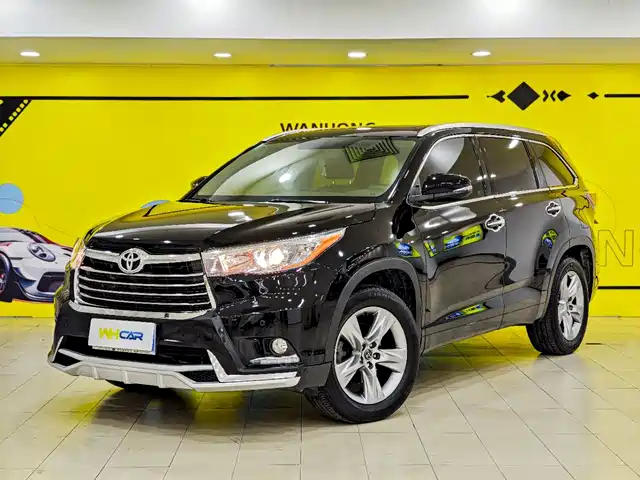 TOYOTA HIGHLANDER
