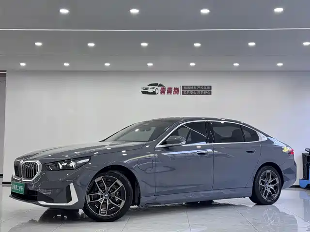 BMW I5 2025