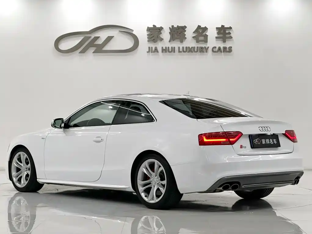Audi S5 — миниатюра 5