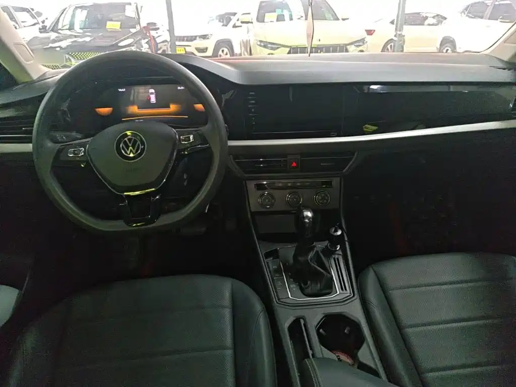 Volkswagen Lavida — миниатюра 10