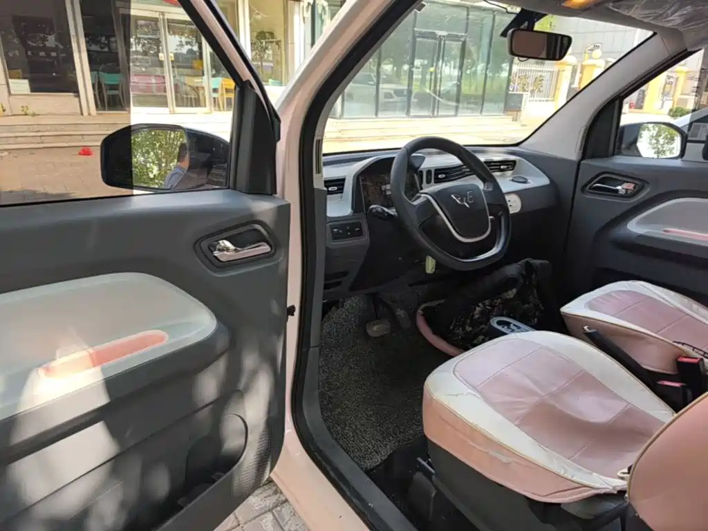 Wuling MINIEV — миниатюра 21