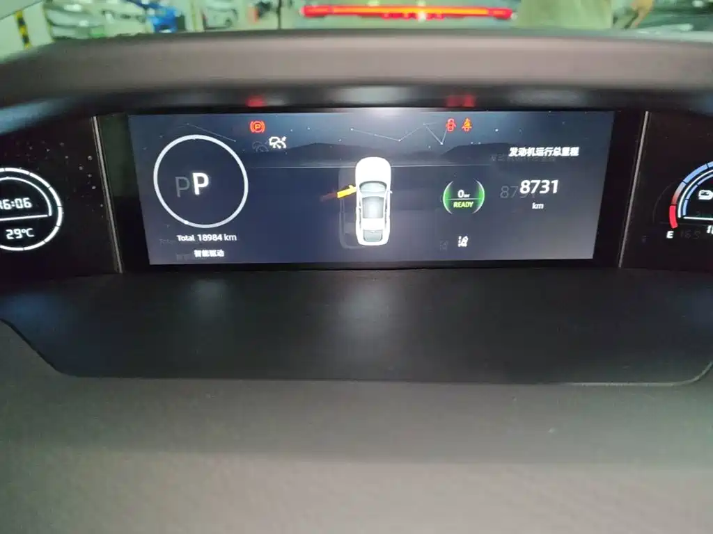 Changan UNI-V iDD — миниатюра 12