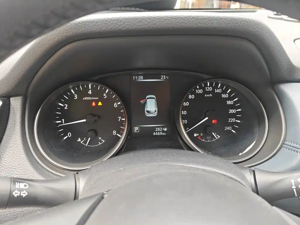 Nissan Qashqai — миниатюра 13