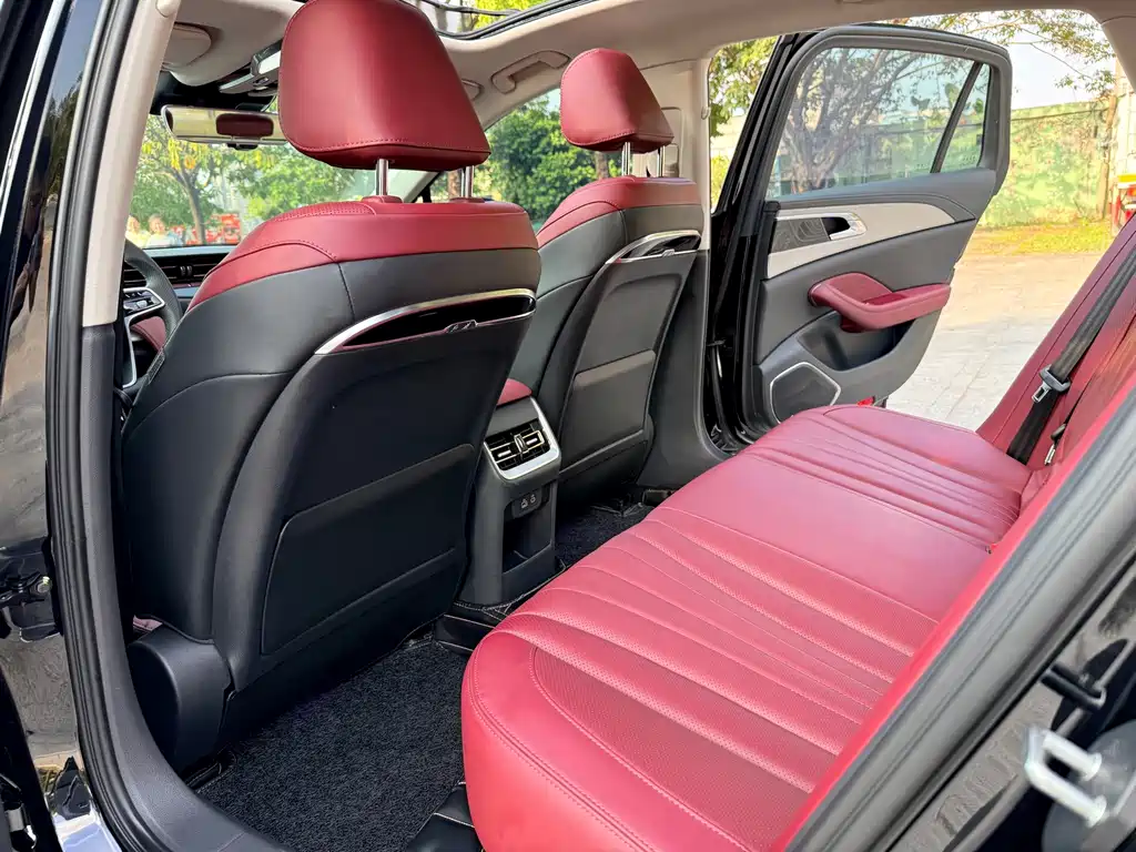 Hongqi Hongqi H5 — миниатюра 16